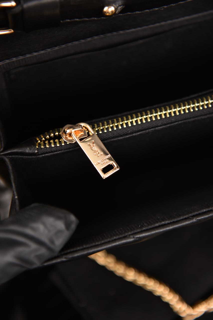 Envelope Chain Wallet Bag