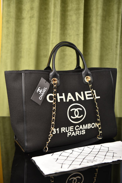 CH - 31 Rue Cambon Maxi Shopping Bag